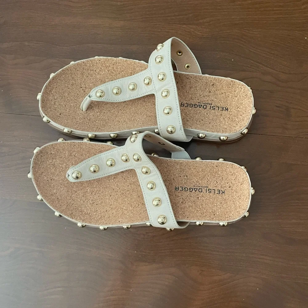 Kelsi Dagger Gold Studded Tan Sandals - Picture 2 of 3